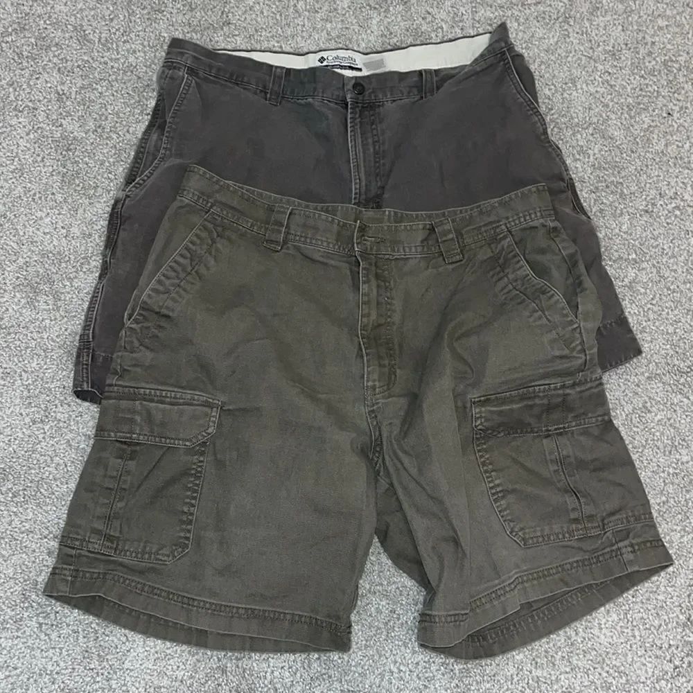 2-Gray Olive Columbia Hiking trail walking camping cargo shorts 36” men’s